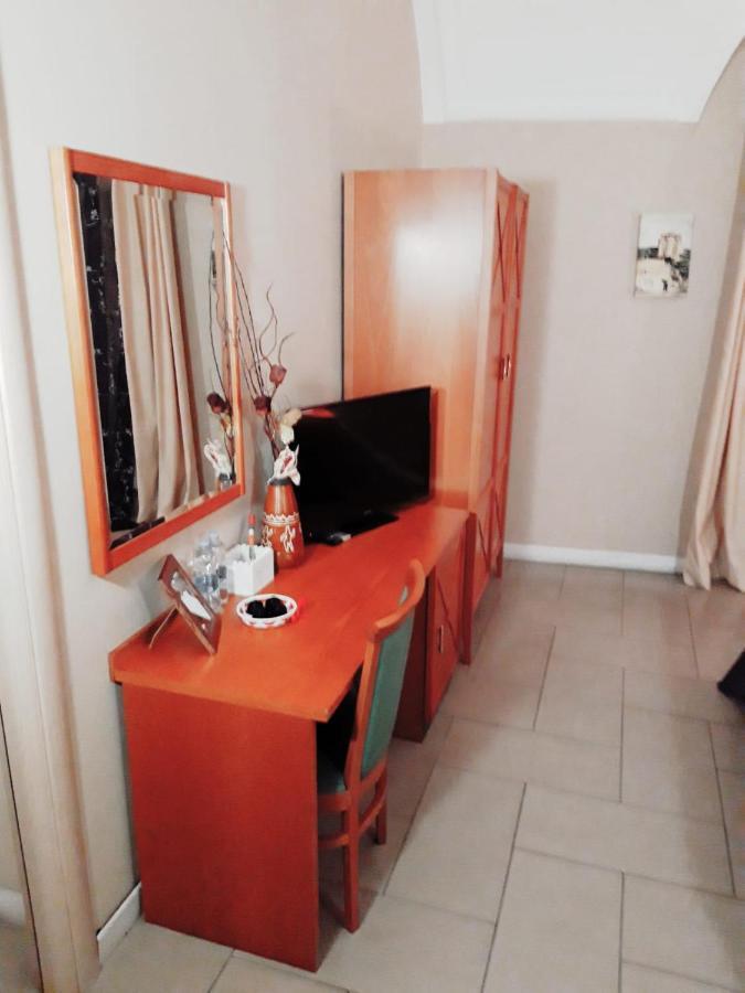 Bastiano'S Rooms Catania Exterior photo