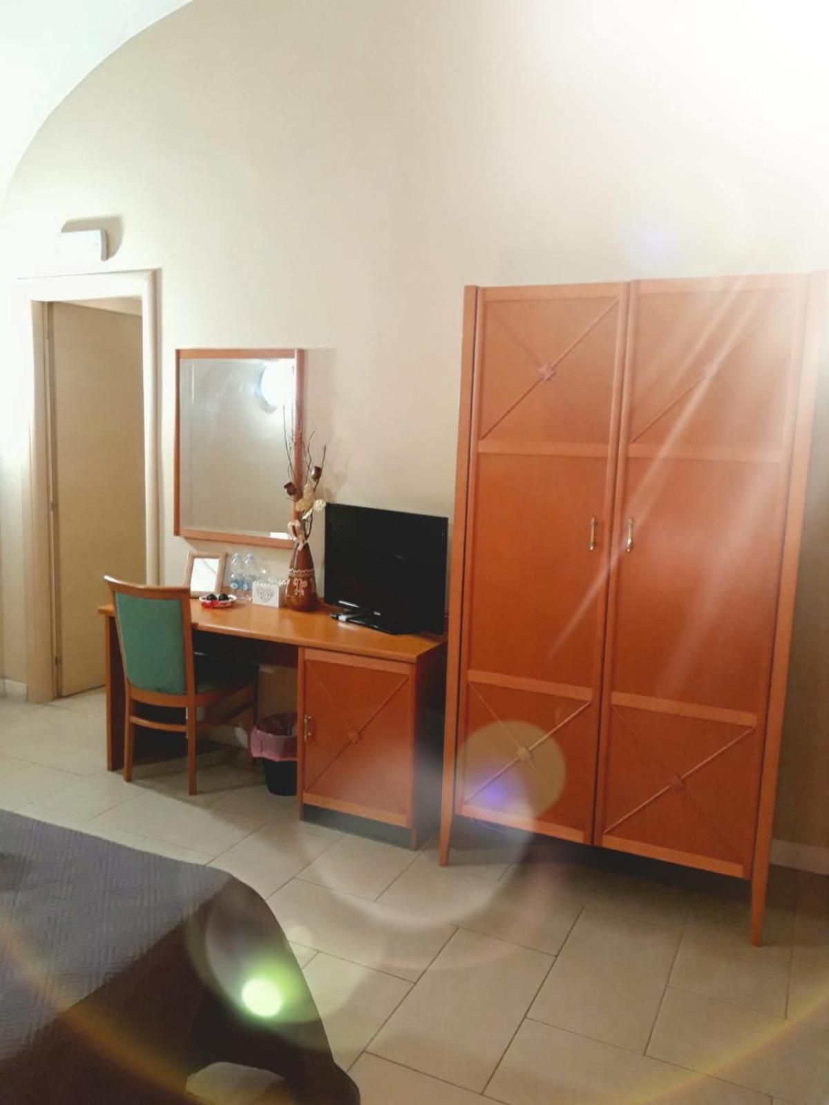 Bastiano'S Rooms Catania Exterior photo